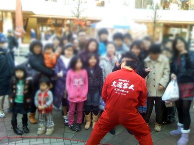 スプレーアート大道芸人さま