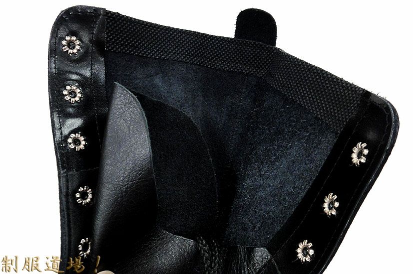 こんな感じで履き口部分も撮影しました！