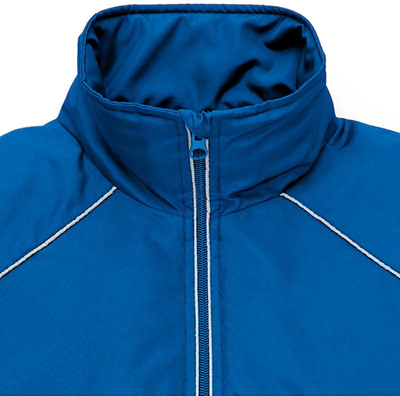 えり部分のアップ写真です。　こんな感じで反射パイピングも付いてます！