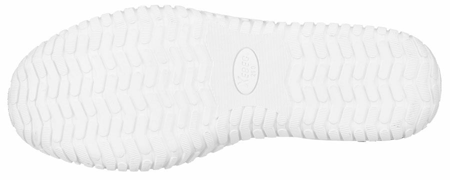 靴底の色は全色共通