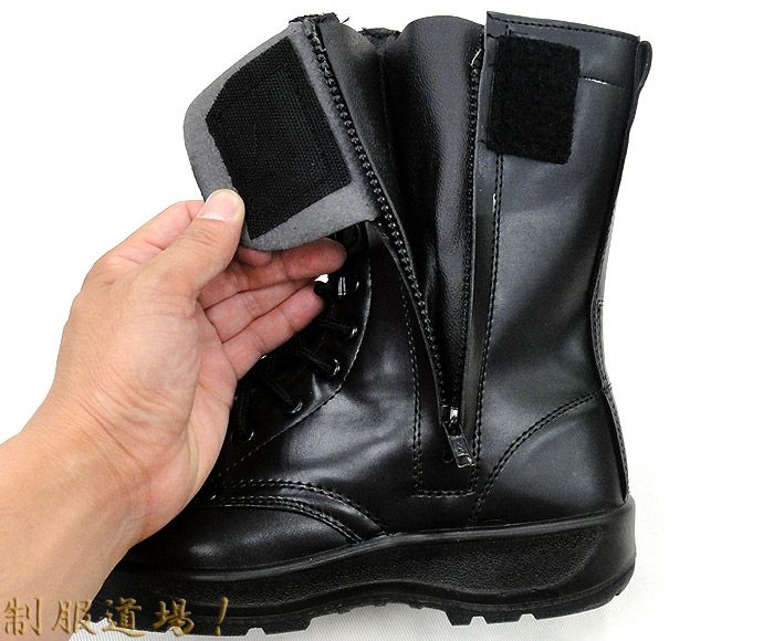 サイド部分のチャックです！