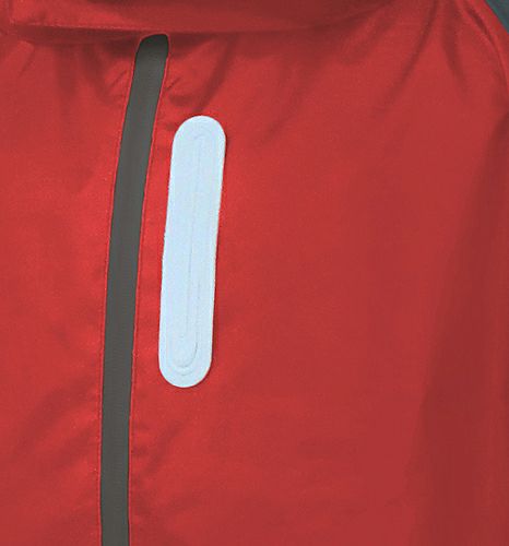 胸部分には反射材（こちらのカラーは廃色です）