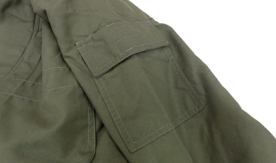 袖ポケット画像