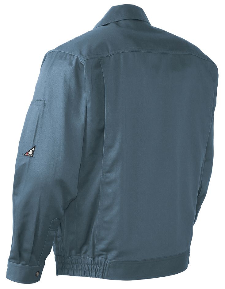 グリーンのバックスタイル