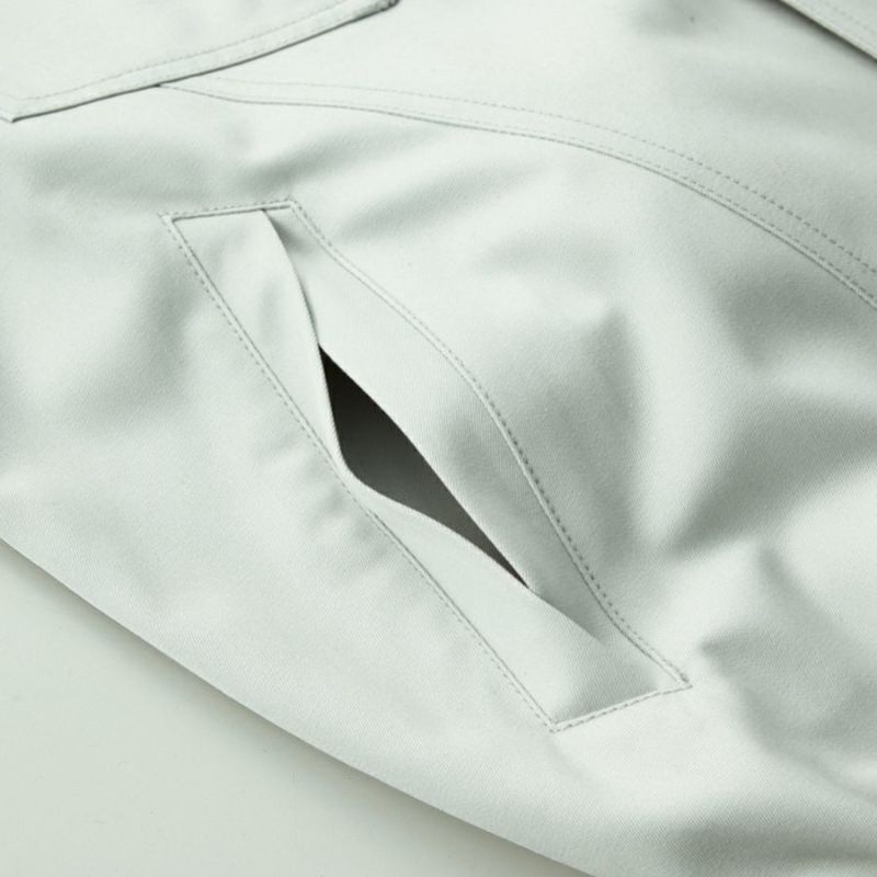 物が落ちにくい脇逆ポケット