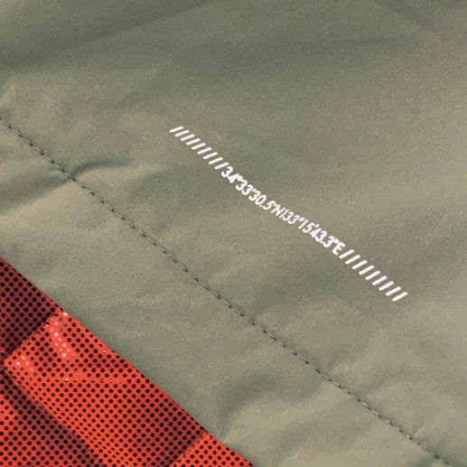 裾裏反射プリント