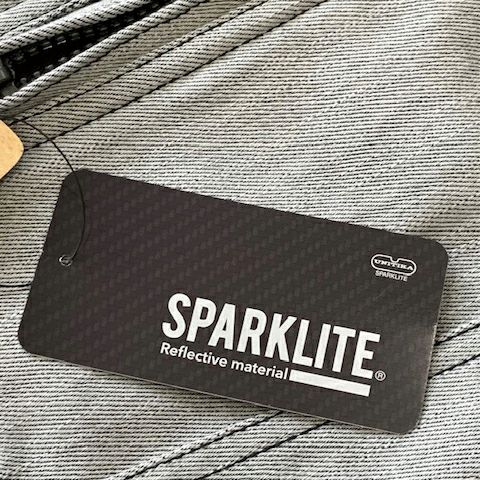 反射材を使用し安全をサポート