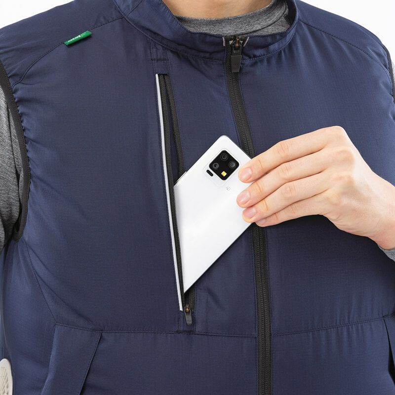 大型ポケット付き