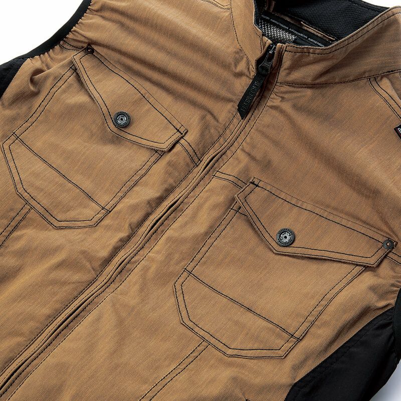 左右ドットボタン付きポケット