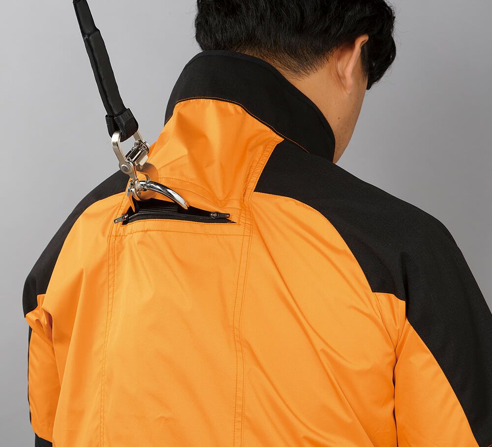 背中ランヤード取り付け可能