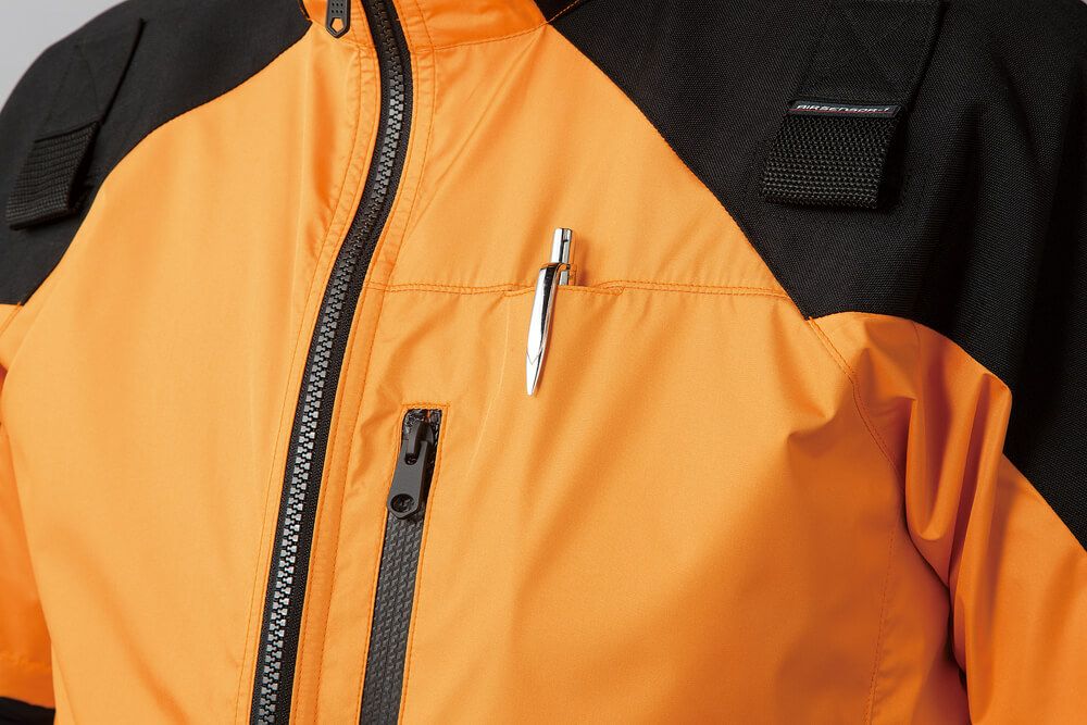 左胸ペン差しポケット