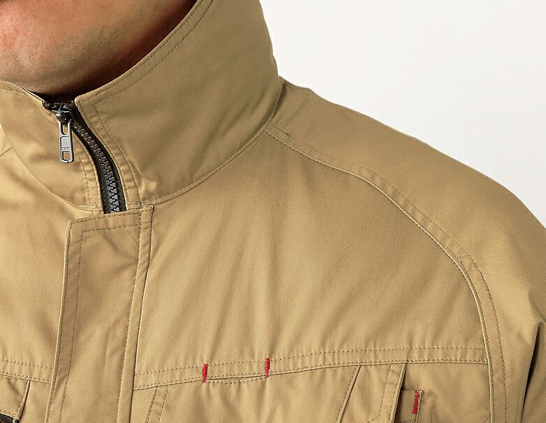 エリ9cmと高いので首元の涼しさがアップ！