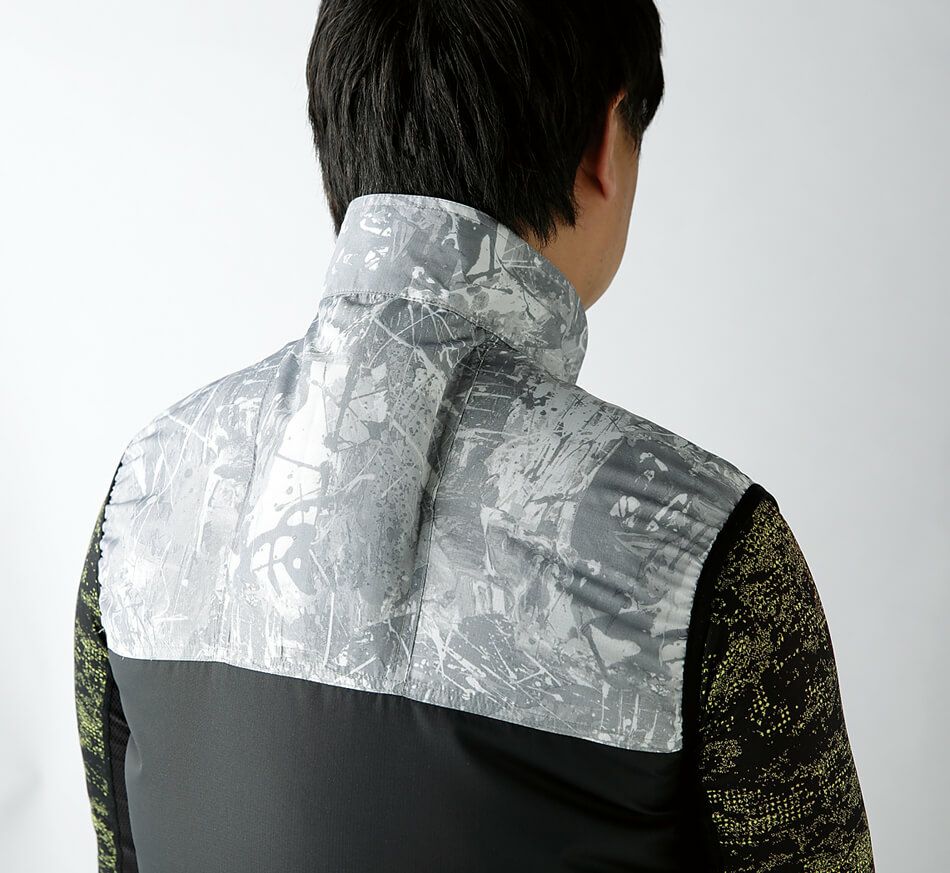 首後ろに風通しの出来るスペースを確保！