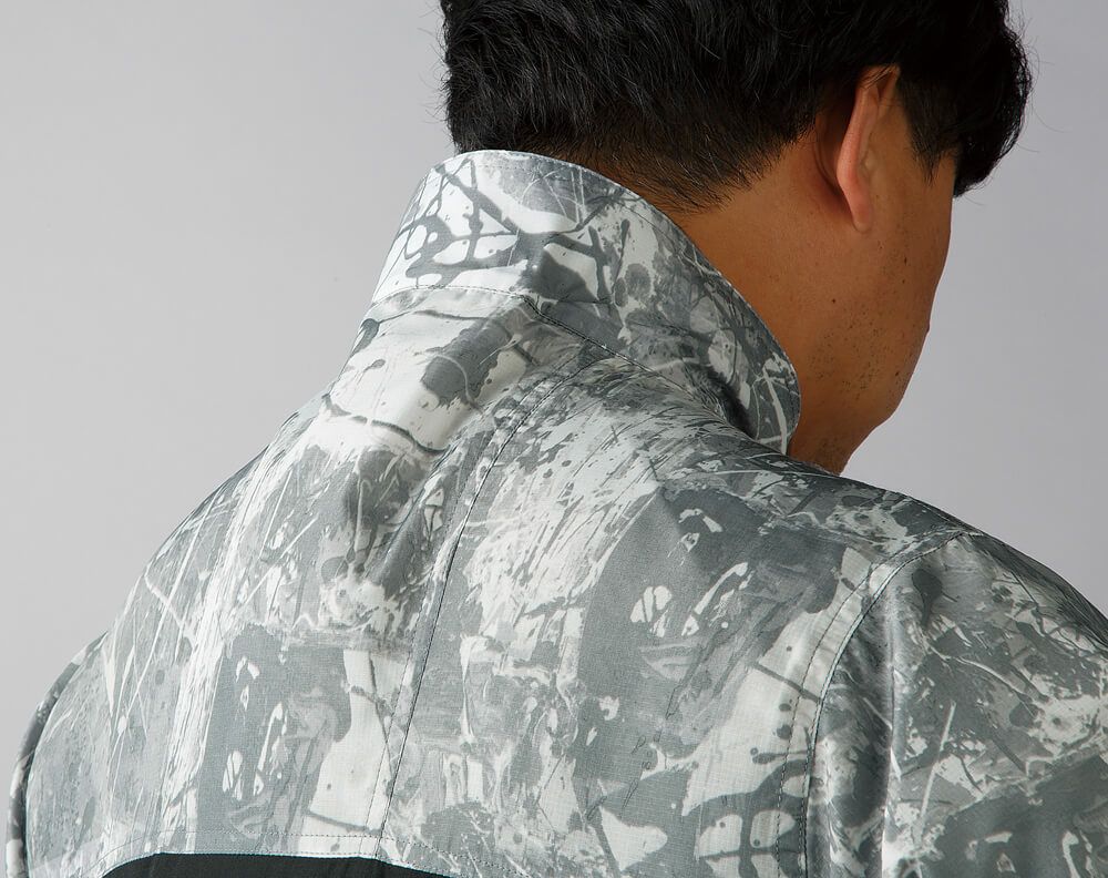 首の後ろも風が通り抜ける設計