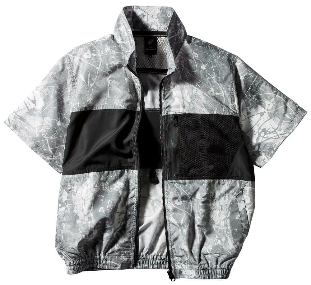 迷彩シルバーの前面