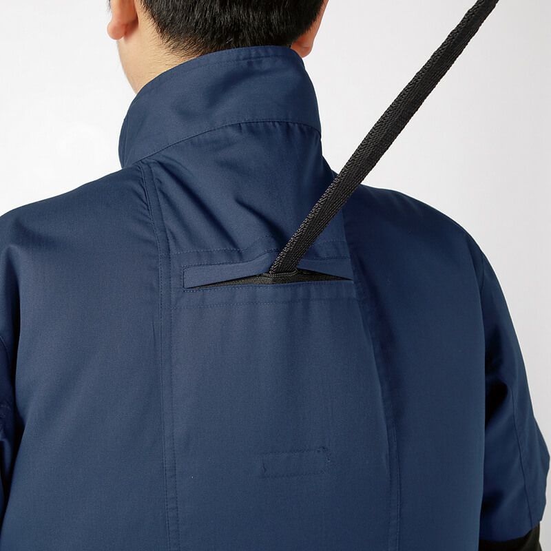 背中ランヤード取り付け口