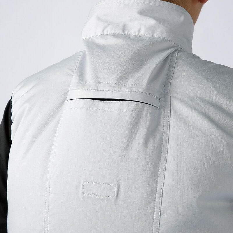 首後ろにも風抜けするスペースを確保