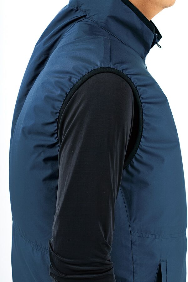 袖口から風が漏れにくい設計