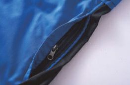 ファスナーポケット