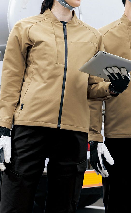 女性