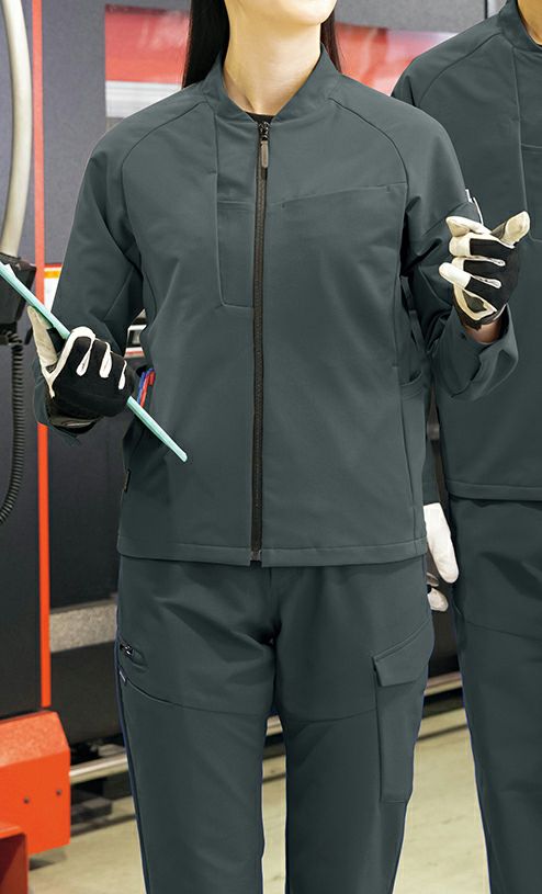 女性