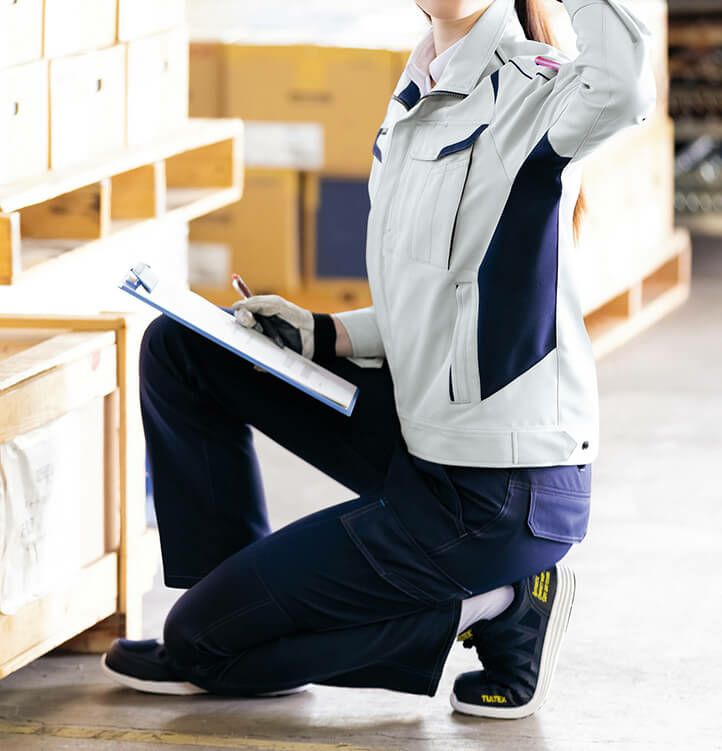 女性