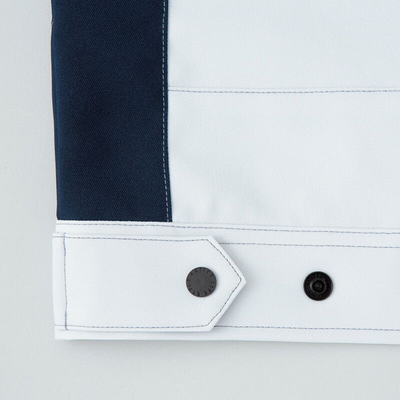 ウエストアジャスター<br>体型に合わせたサイズに調整でき、快適に着用。