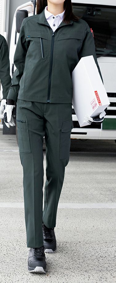 女性
