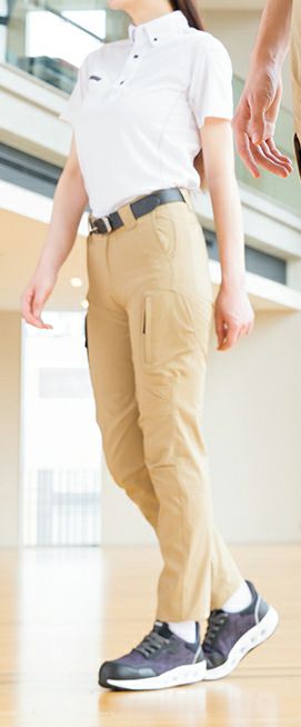 女性