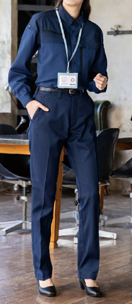 女性